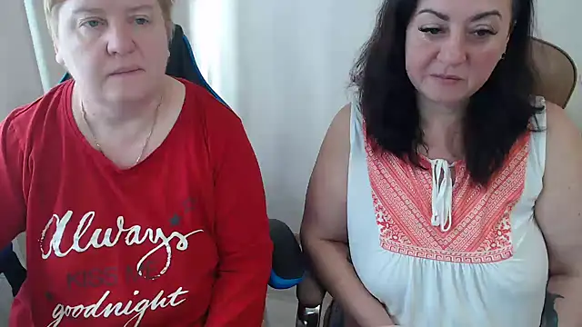 Snapshot of Bertie_Adeline chatting on 10/12/25, 06:26 Bertie Adeline online show from 10/12/25, 06:26
