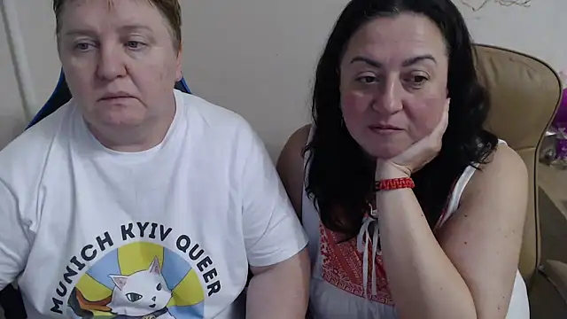 Bertie Adeline online show from 12/13/25, 08:04