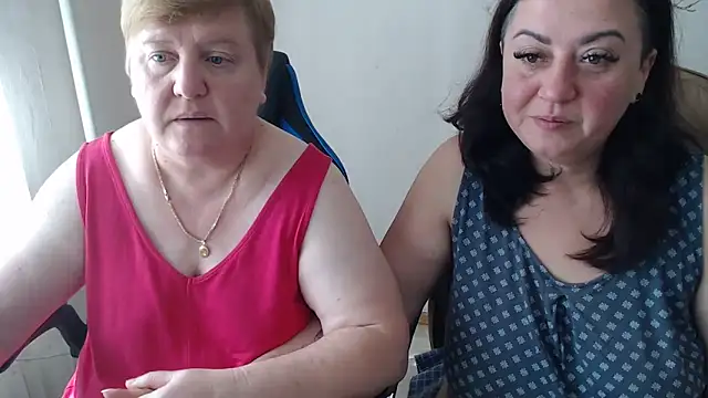 Snapshot of Bertie_Adeline chatting on 10/05/25, 08:49 Bertie Adeline online show from 10/05/25, 08:49