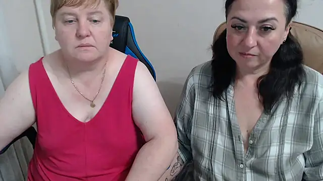 Snapshot of Bertie_Adeline chatting on 10/04/25, 08:21 Bertie Adeline online show from 10/04/25, 08:21