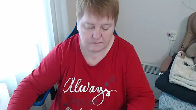 Bertie Adeline online show from 12/22/25, 10:48