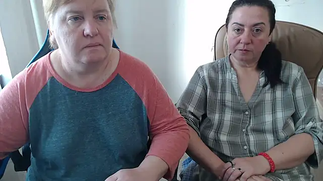 Bertie Adeline online show from 11/14/25, 07:56