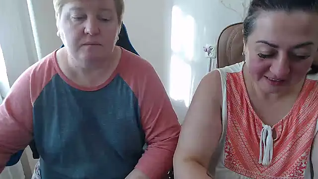 Bertie Adeline online show from 10/30/25, 07:39