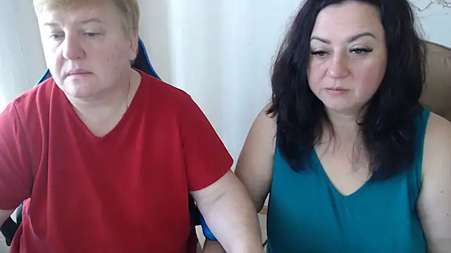 Snapshot of Bertie_Adeline chatting on 09/14/25, 07:09 Bertie Adeline online show from 09/14/25, 07:09