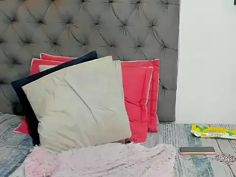 nahiroby ebony online show from 03/13/26, 06:13