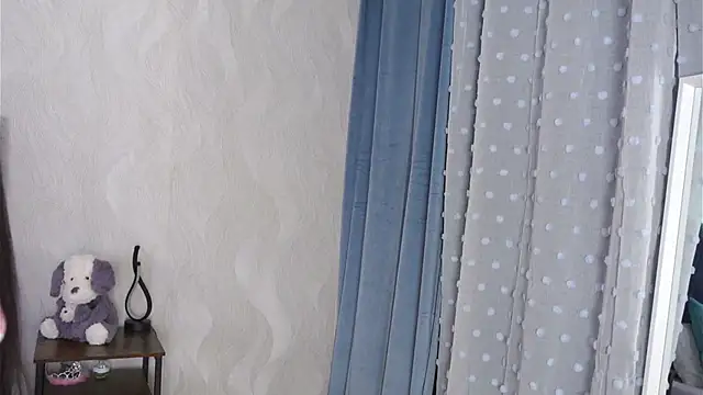 EmilyPrincy online show from 11/28/25, 06:13