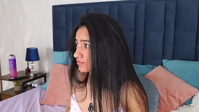 EmilyPrincy online show from 11/23/25, 10:36