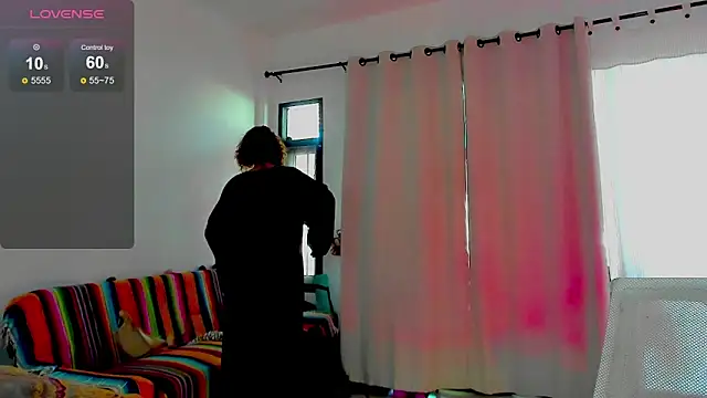 Snapshot of __grace__ chatting on 12/23/25, 06:02 grace online show from 12/23/25, 06:02