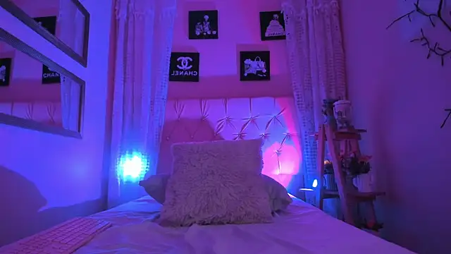 Liam evvan online show from 02/05/26, 03:02