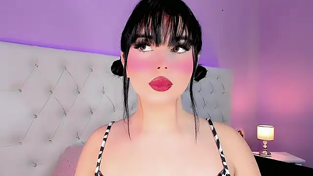 Snapshot of DaniielaV chatting on 09/23/25, 01:40 DaniielaV online show from 09/23/25, 01:40