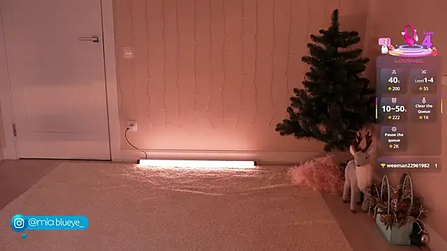 Miablueye online show from 01/17/26, 04:10