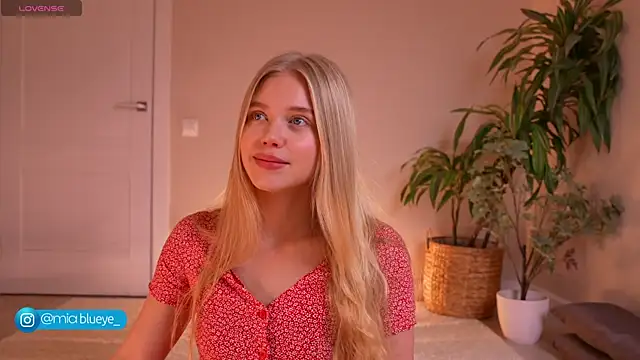 Miablueye online show from 11/02/25, 01:16