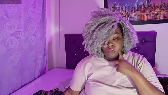 ebony NeighborMoans online show from 05/19/26, 06:26