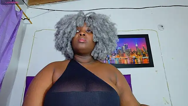 ebony NeighborMoans online show from 05/16/26, 03:05