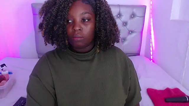 ebony NeighborMoans online show from 10/02/25, 03:10