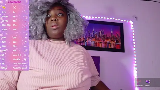 ebony NeighborMoans online show from 04/13/26, 06:34