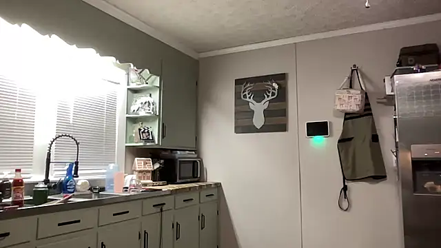 playwithdakota online show from 11/28/25, 10:32