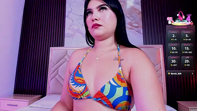 MiaaFarrel online show from 10/27/25, 07:26