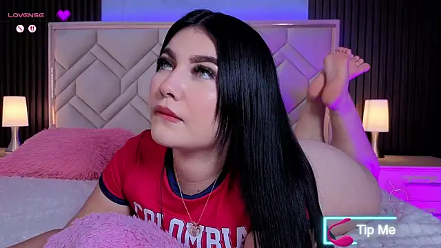 MiaaFarrel online show from 03/07/26, 07:19