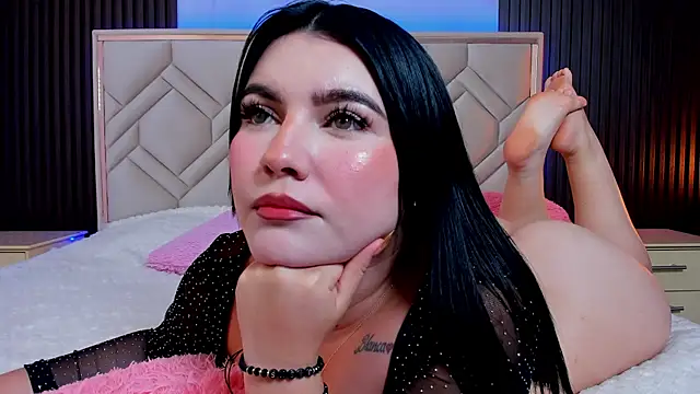 MiaaFarrel online show from 01/09/26, 07:21