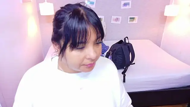 Snapshot of fat_naughtyass chatting on 05/12/26, 01:06 fat naughtyass online show from 05/12/26, 01:06