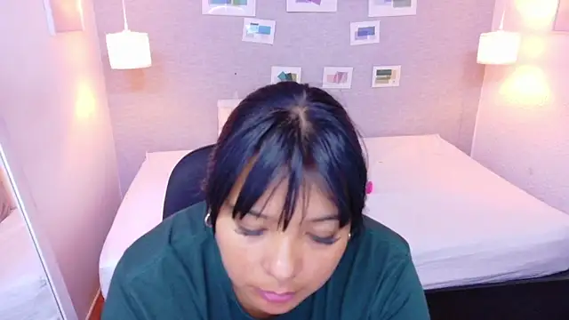 Snapshot of fat_naughtyass chatting on 05/18/26, 12:32 fat naughtyass online show from 05/18/26, 12:32