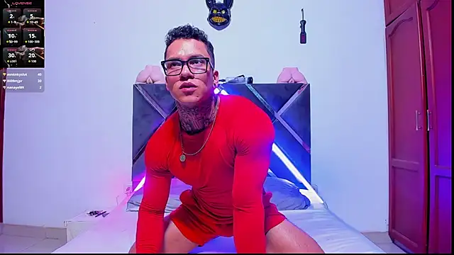 ArnoldSexy  online show from 11/14/25, 04:43