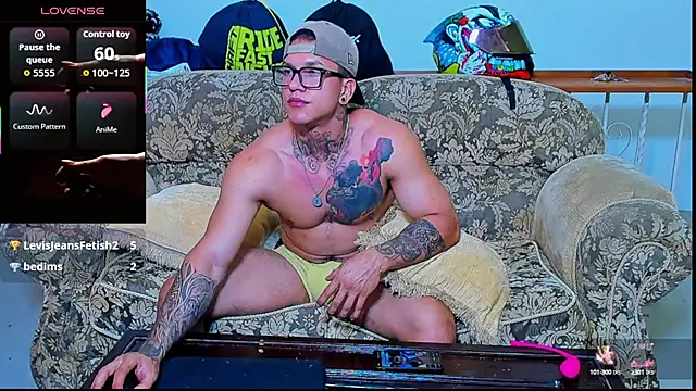 ArnoldSexy  online show from 10/07/25, 04:57