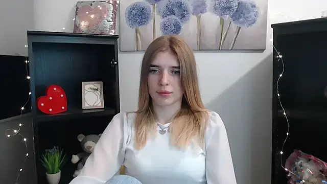 JuiceLips   online show from 11/14/25, 03:48