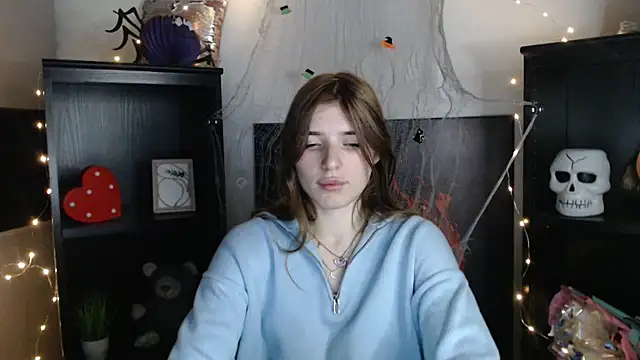 JuiceLips   online show from 11/10/25, 05:29