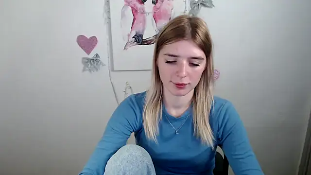 JuiceLips   online show from 12/03/25, 03:22