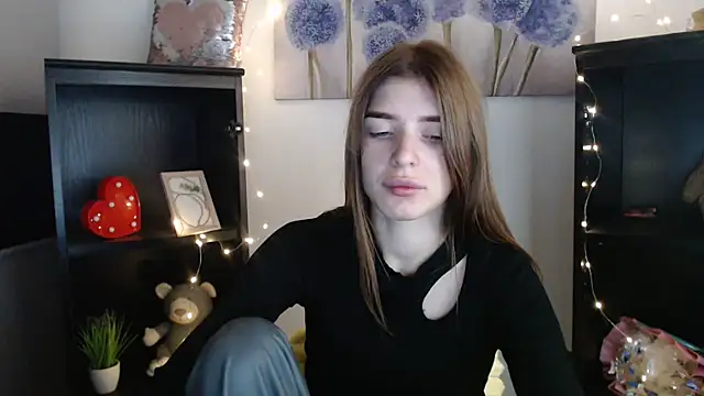 JuiceLips   online show from 10/24/25, 07:18