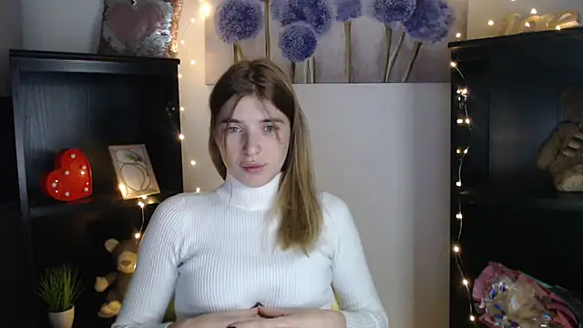 JuiceLips   online show from 10/21/25, 12:04