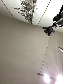 KloePink  online show from 10/31/25, 10:56