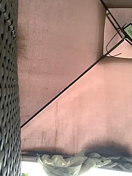 KloePink  online show from 10/30/25, 10:57