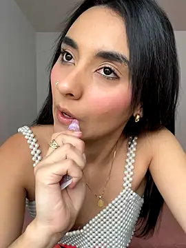 Zafira Montiel online show from 12/03/25, 08:08