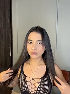 Zafira Montiel online show from 03/31/26, 05:48