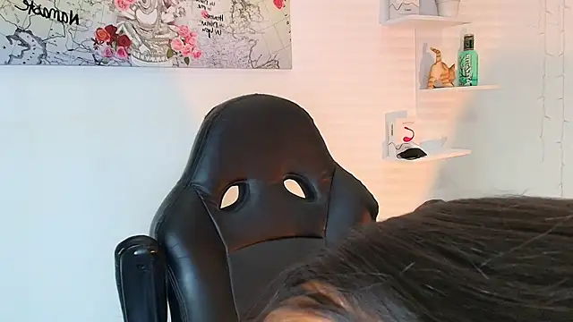 jennifer Scot online show from 12/03/25, 03:07