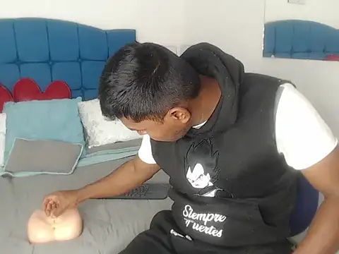 Snapshot of Adam_Morgan2 chatting on 11/12/25, 03:10 Adam Morgan2 online show from 11/12/25, 03:10