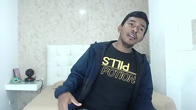 Snapshot of Adam_Morgan2 chatting on 12/18/25, 01:55 Adam Morgan2 online show from 12/18/25, 01:55