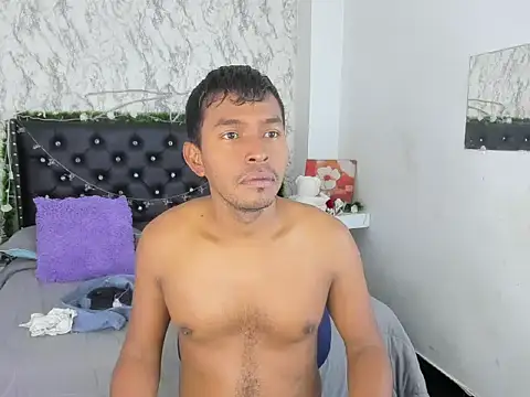 Snapshot of Adam_Morgan2 chatting on 12/15/25, 01:17 Adam Morgan2 online show from 12/15/25, 01:17