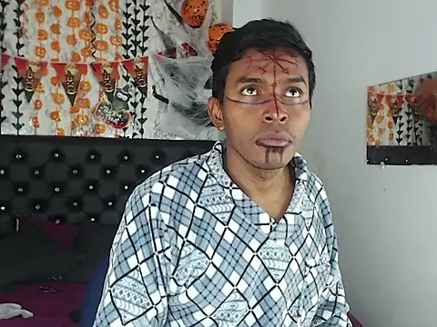 Snapshot of Adam_Morgan2 chatting on 10/25/25, 07:18 Adam Morgan2 online show from 10/25/25, 07:18