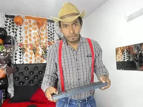 Snapshot of Adam_Morgan2 chatting on 10/31/25, 05:31 Adam Morgan2 online show from 10/31/25, 05:31