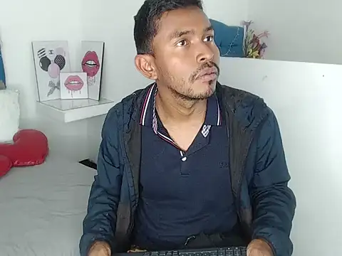 Snapshot of Adam_Morgan2 chatting on 11/23/25, 03:38 Adam Morgan2 online show from 11/23/25, 03:38