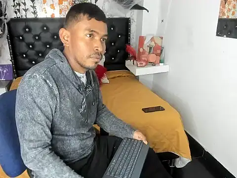 Snapshot of Adam_Morgan2 chatting on 11/03/25, 07:28 Adam Morgan2 online show from 11/03/25, 07:28