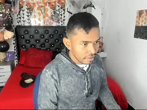 Snapshot of Adam_Morgan2 chatting on 11/02/25, 05:29 Adam Morgan2 online show from 11/02/25, 05:29