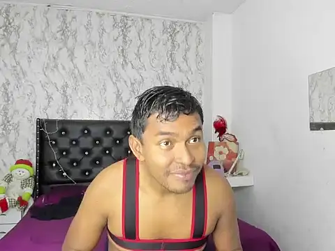 Snapshot of Adam_Morgan2 chatting on 12/05/25, 01:21 Adam Morgan2 online show from 12/05/25, 01:21