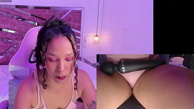 NovaLyn online show from 11/05/25, 04:15