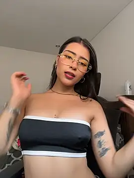 CatadeLuca online show from 04/11/26, 03:49