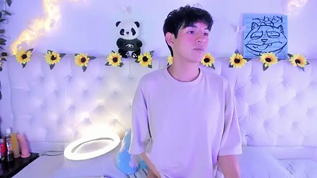 AleAurarashi online show from 01/17/26, 05:33